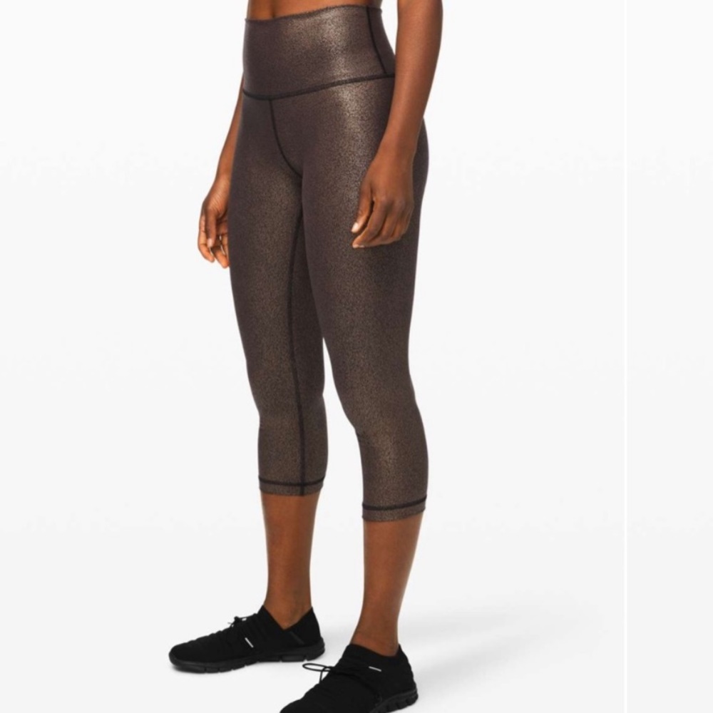 Lululemon High Rise Wunder Under crop leggings